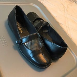 Life stride shoes